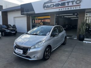 Leia mais sobre o artigo 308 Active 1.6 manual com teto panorâmico de vidro, faróis de led. Ano 2015